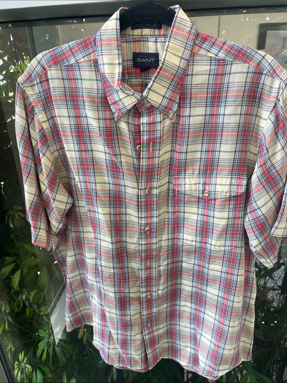 Vintage Gant Men's Short-Sleeve Plaid Button-Down Shirt - very light weight